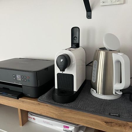 Skau Piano Family & Business Apartment Free Parking Братислава Екстериор снимка