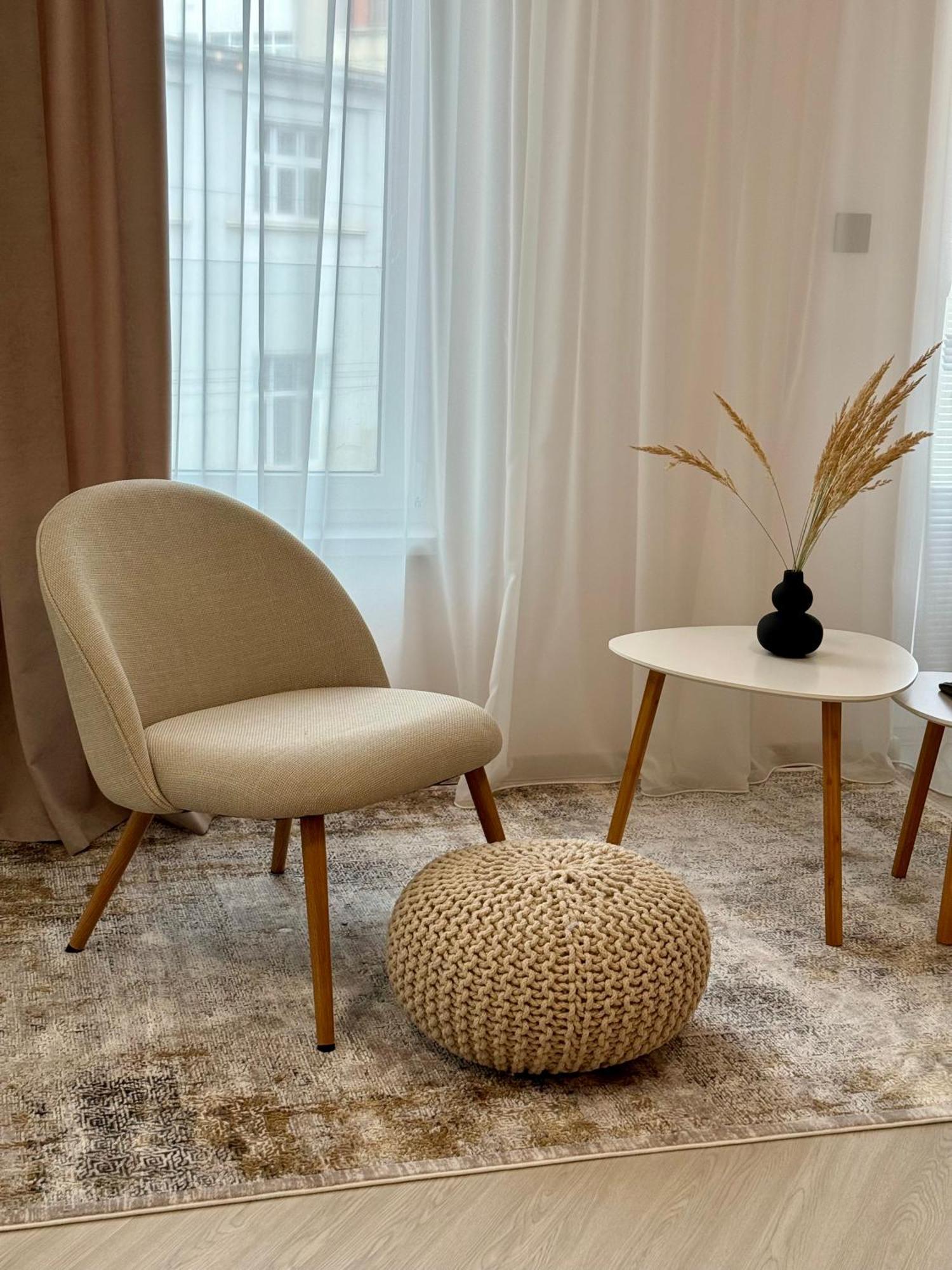 Skau Piano Family & Business Apartment Free Parking Братислава Екстериор снимка